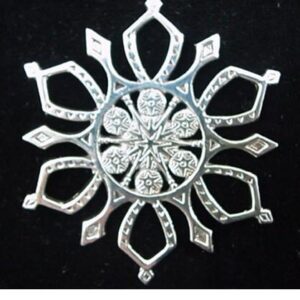 Snowflake Sterling Christmas Ornament 1998 by Hand & Hammer #2244