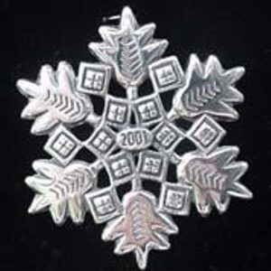 Snowflake Sterling Christmas Ornament 2001 by Hand and Hammer #2902