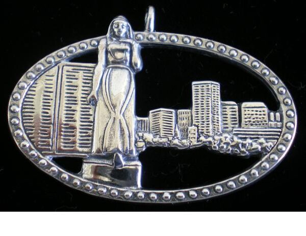 Richmond Virginia War Memorial Sterling Silver Christmas Ornament 2003 by Hand and Hammer #3339