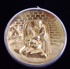 1974 Nativity Sterling Silver Christmas Ornament by Oneida