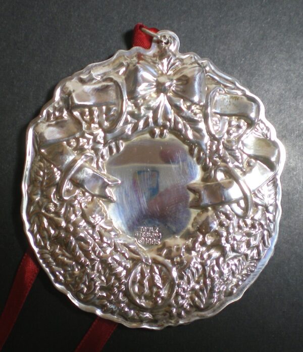 05 Five Golden Rings Wreath by Towle Sterling Silver Christmas Ornament 1995